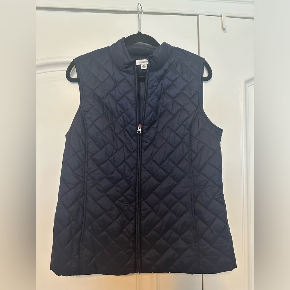 Navy Croft & Barrow Women’s Vest, Medium